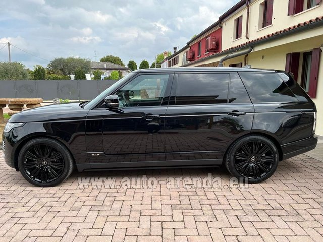 Rental Land Rover 4.4 Long Diesel Business Autobiography in Ghent