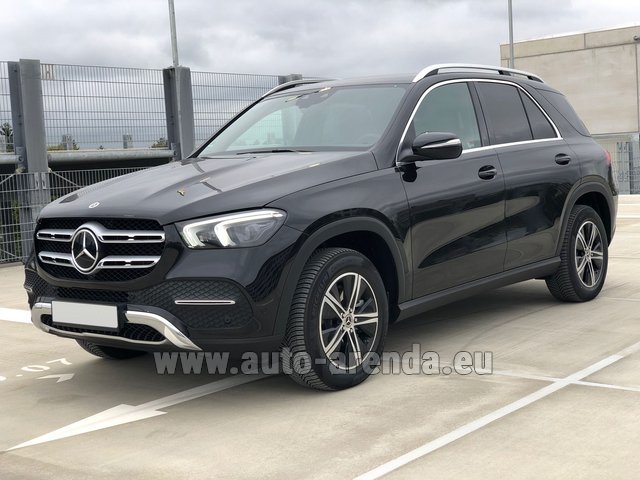 Rental Mercedes-Benz GLE 300d 4MATIC AMG Equipment in Brussels Airport