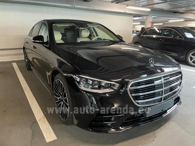 Rental Mercedes-Benz S-Class S 500 Long 4MATIC AMG equipment W223 in Brussels Airport