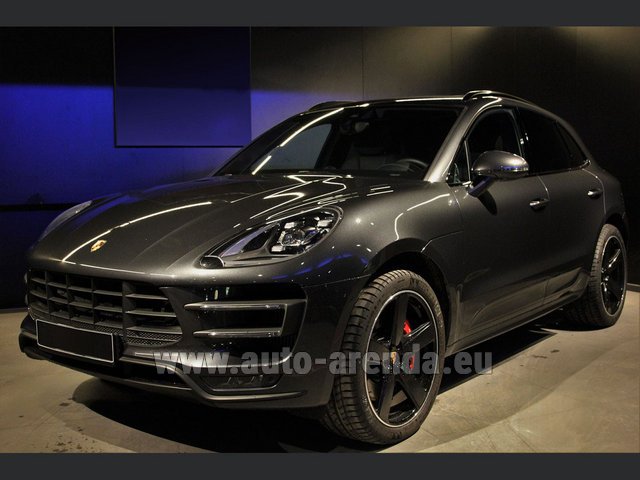 Rental Porsche Macan Turbo Performance Package LED Sportabgas in Brussels Airport